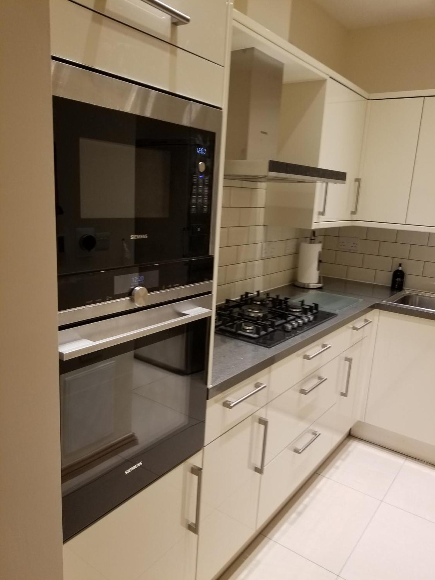 London Luxury Apartment 4 Bedroom Sleeps 12 People With 4 Bathrooms 1 Min Walk From Station Wanstead Kültér fotó